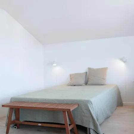 Fjelstrup Apartament *